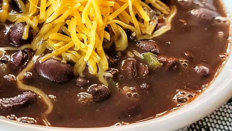 How to Make the Perfect Easy Black Bean Soup at Home