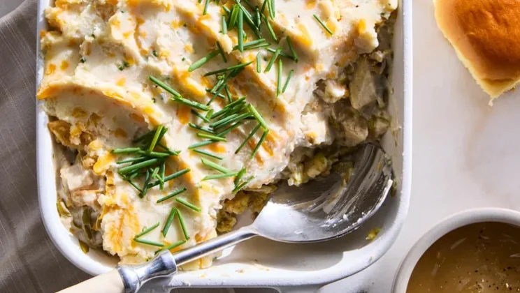 Easy and Delicious Thanksgiving Casserole Recipe You Can Make at Home