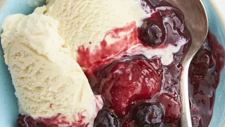 Viral Food Trend: Warm Berry Compote You Must Try
