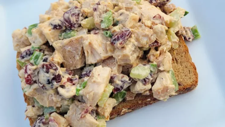 Simple and Delicious Holiday Chicken Salad Recipe for Beginners