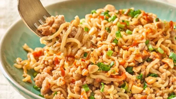 Easy Crispy Pork and Peanut Noodles Recipe You Can Make in 30 Minutes